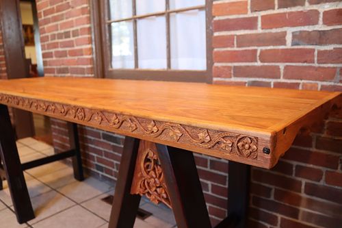 A last picture of a medieval trestle table in use today