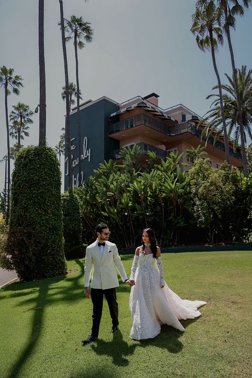 Luxury wedding photography at a Beverly Hills hotel in Los Angeles by Ori Chayun – אורי חיון