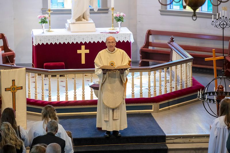 Bileta av konfirmantane 3., 4., 10. og 11. mai er klare.