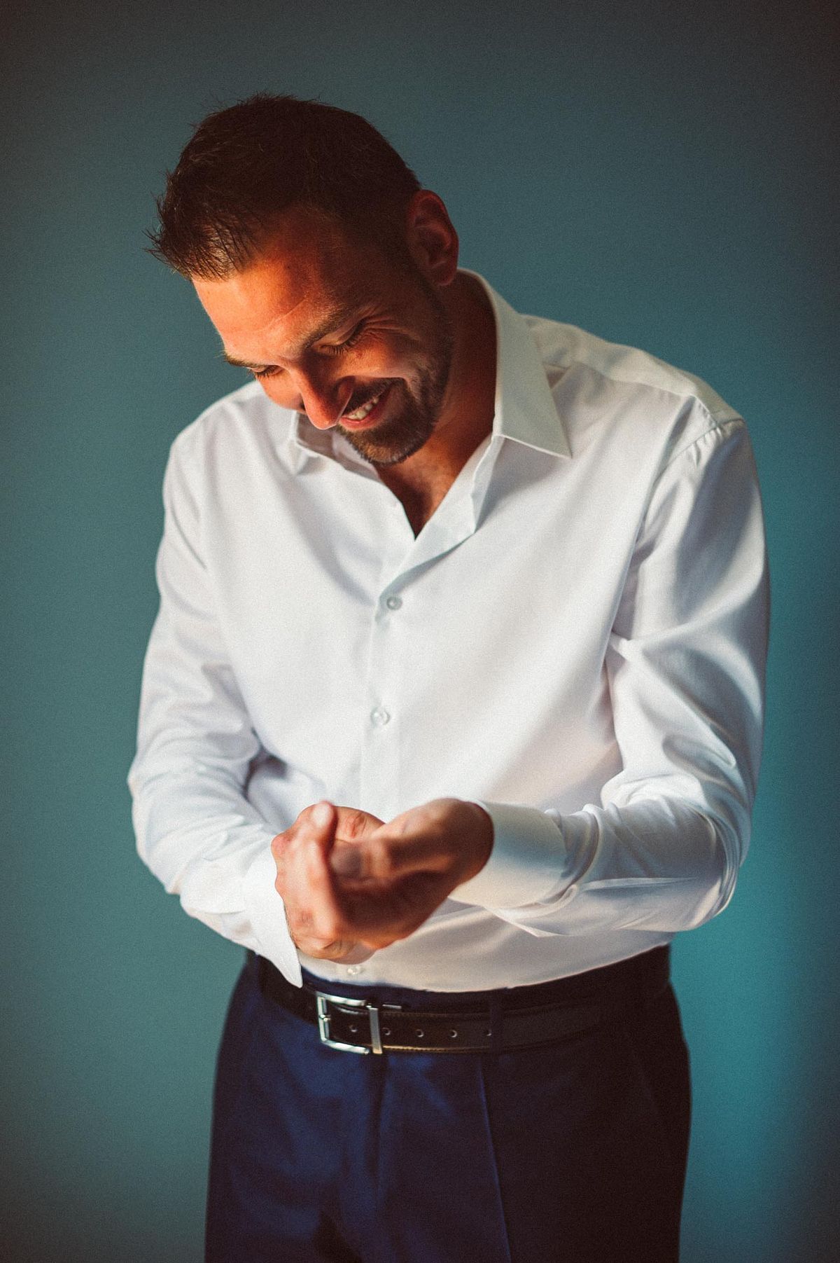 fotografo matrimonio Sardegna preparativi sposo