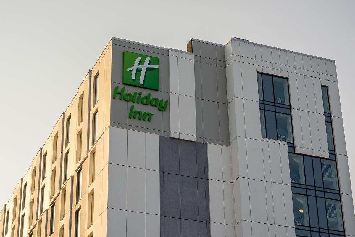 Holiday Inn Airport