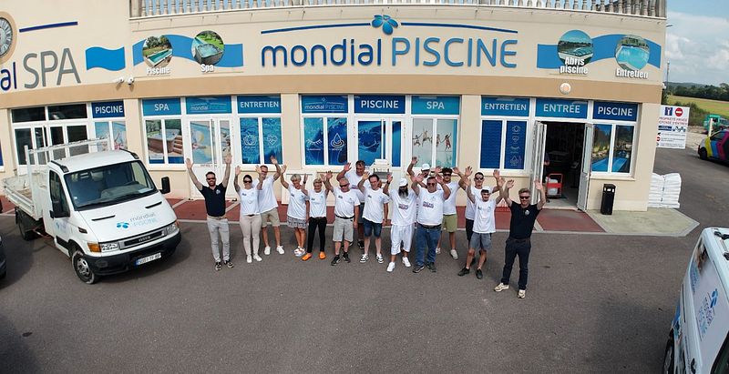 The X-Team poursuit son accompagnement  auprès d'Auxerre Loisirs - Mondial Piscine