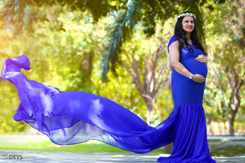 DP004 - Dark Blue Body Fit Gown