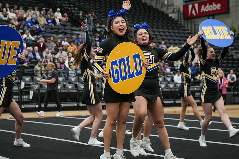 San Juan High School Cheer