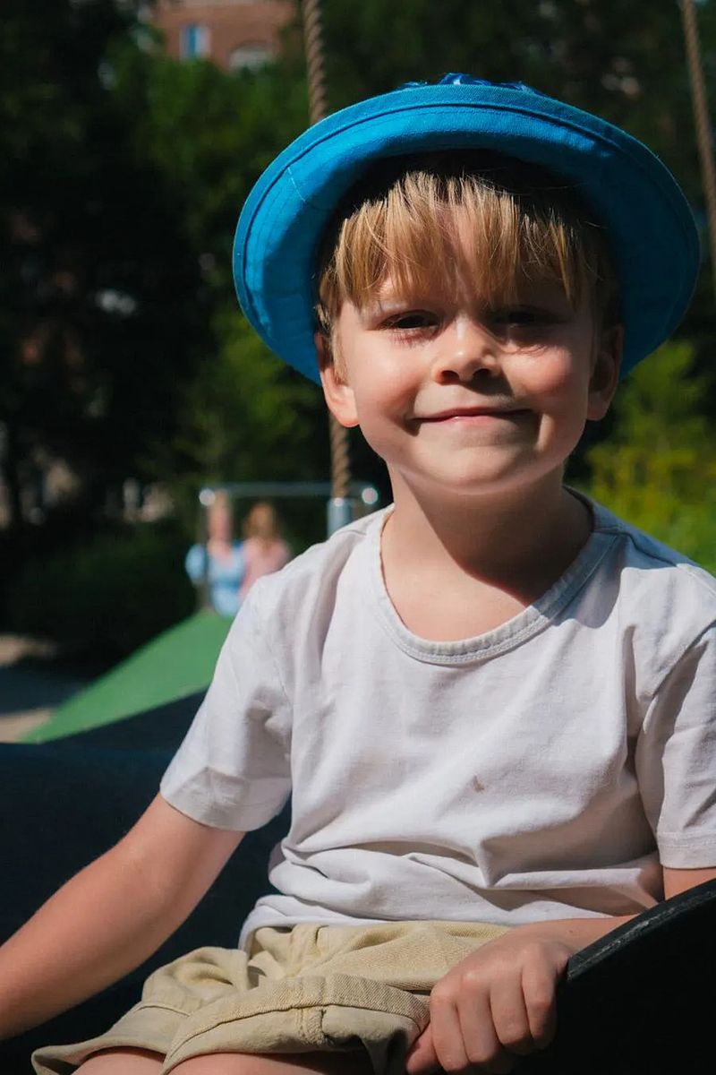 Dreamy Film Lightroom Preset – Soft & Sunny Aesthetic for a Retro Look