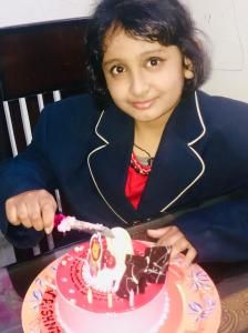 How to pose better for mobile photography