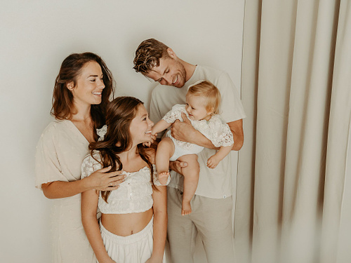 &euro;199/ Family Session