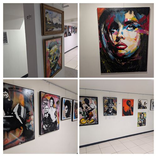 Two Selves Gallery in Troy