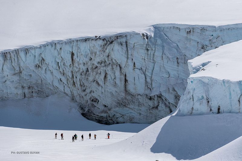Trekking o caminata al Glaciar Ojo del Albino en Ushuaia