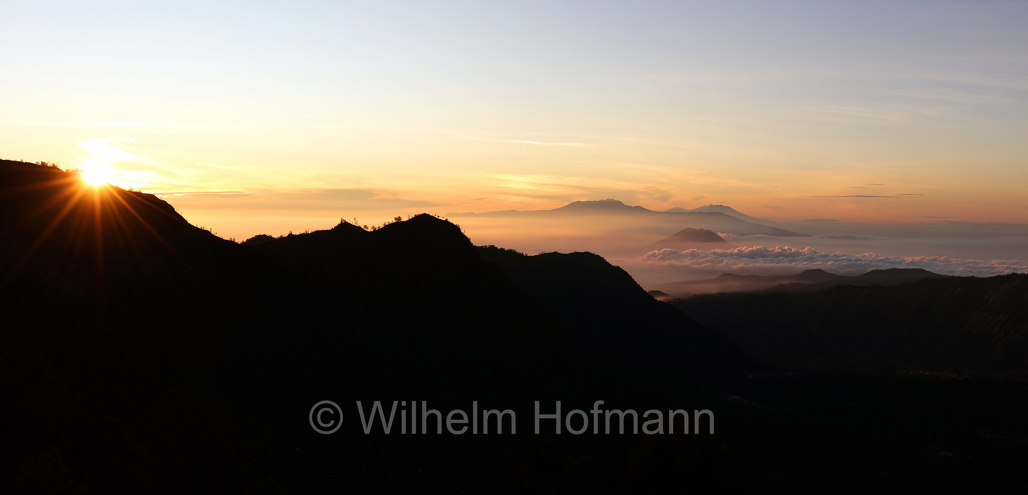 King Kong Hill, East Java, Indonesia, Indonesien, Sunrise, Sonnenaufgang, ﻿Bromo Tengger Semeru National Park, Nationalpark Bromo-Tengger-Semeru, parco nazionale di Bromo Tengger Semeru