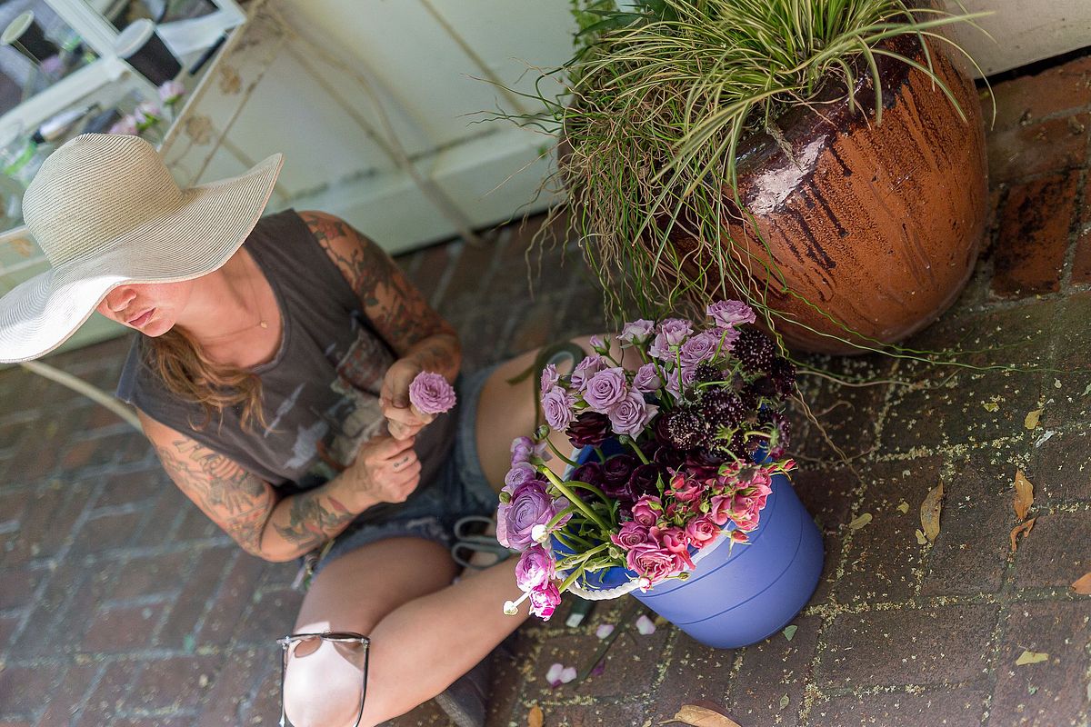girl-arranging-flowers