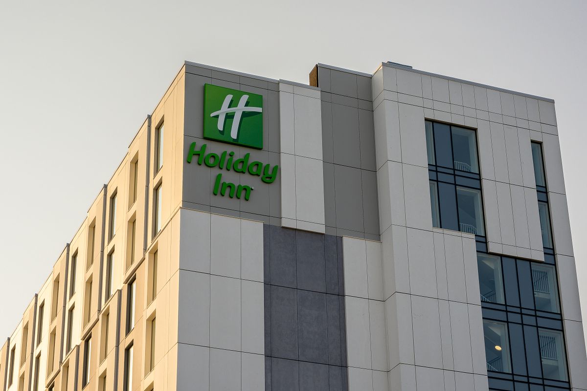 Holiday Inn Airport