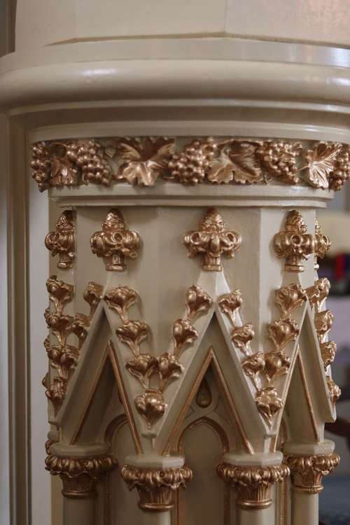 Gothic revival statue pedestal by Daprato with newly restored and repainted crockets and finials and a grape motif