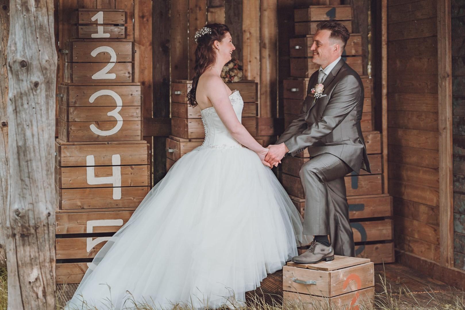 Photo 2: Rustic Style