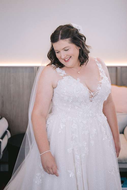 Bride's getting ready at Bimbadgen Palmers Lane