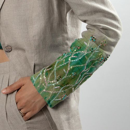 SEASON'S HOTTEST TRENDS STARTING AT ₹799