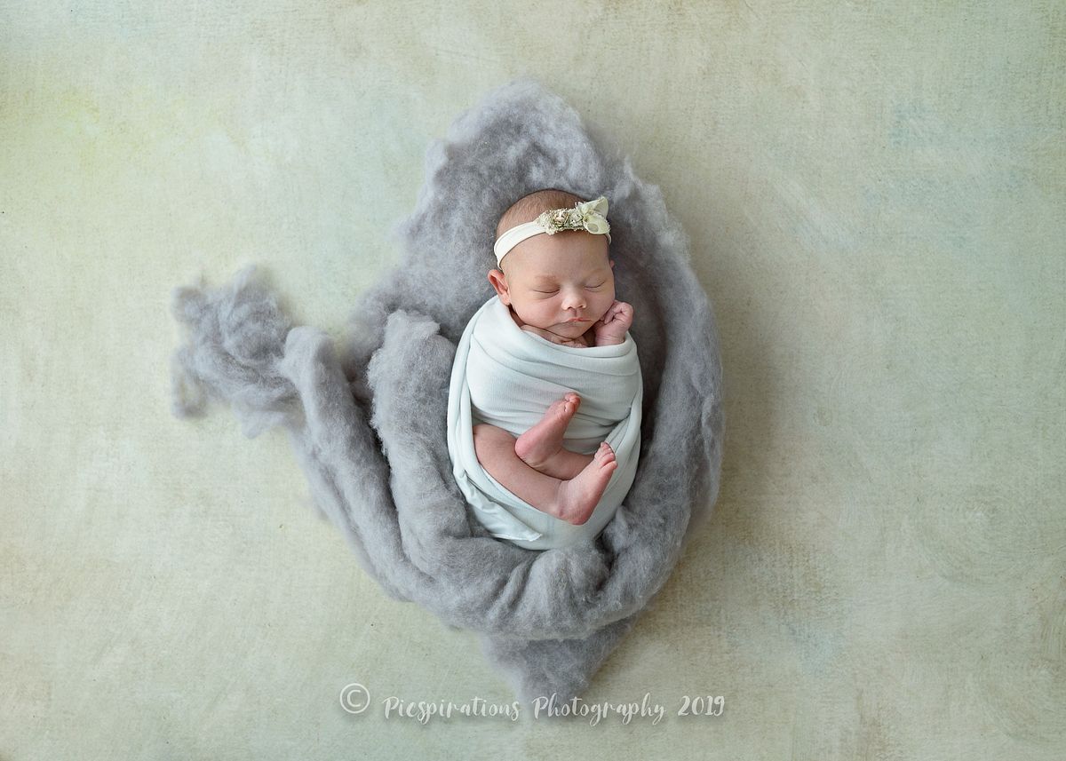 Newborn Photography - Picspirations Photography (30)