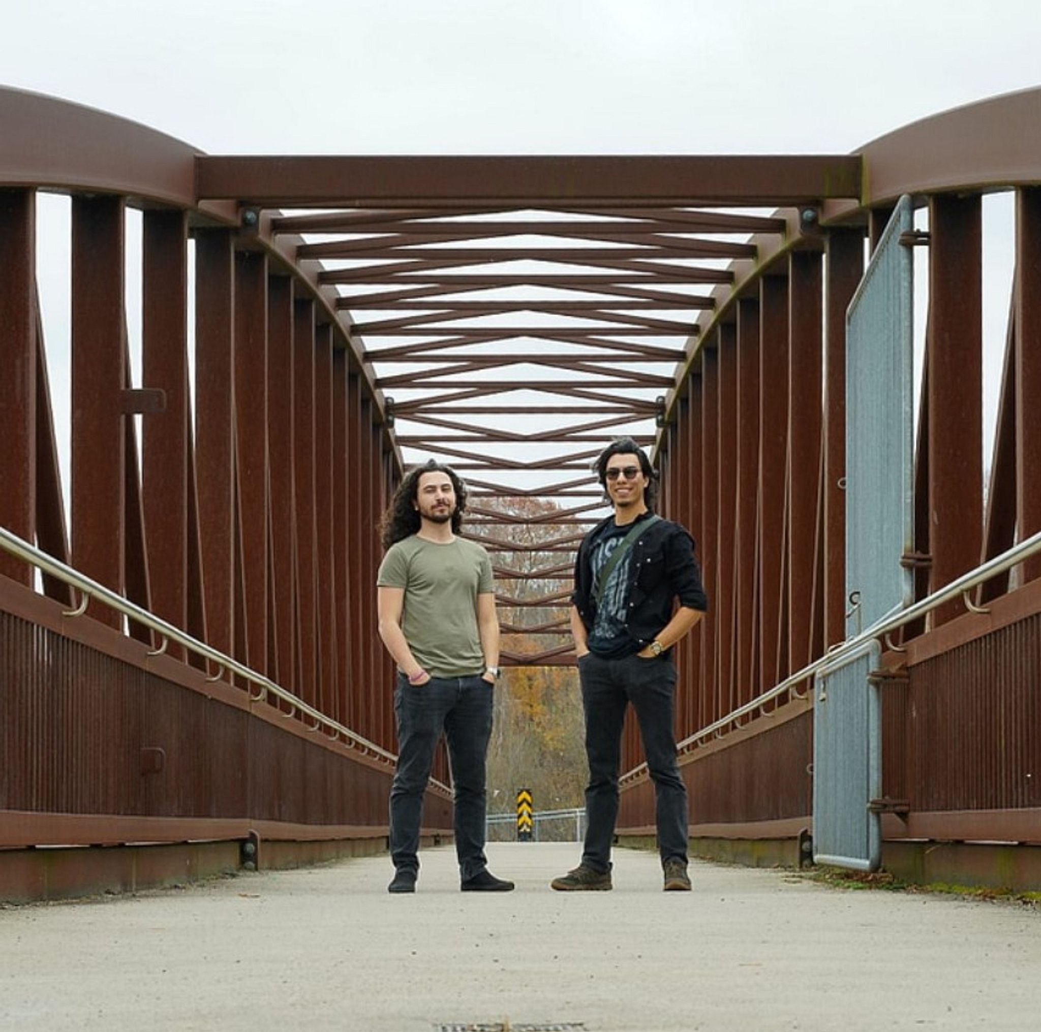 Hi, we are the Impro-Visuals!