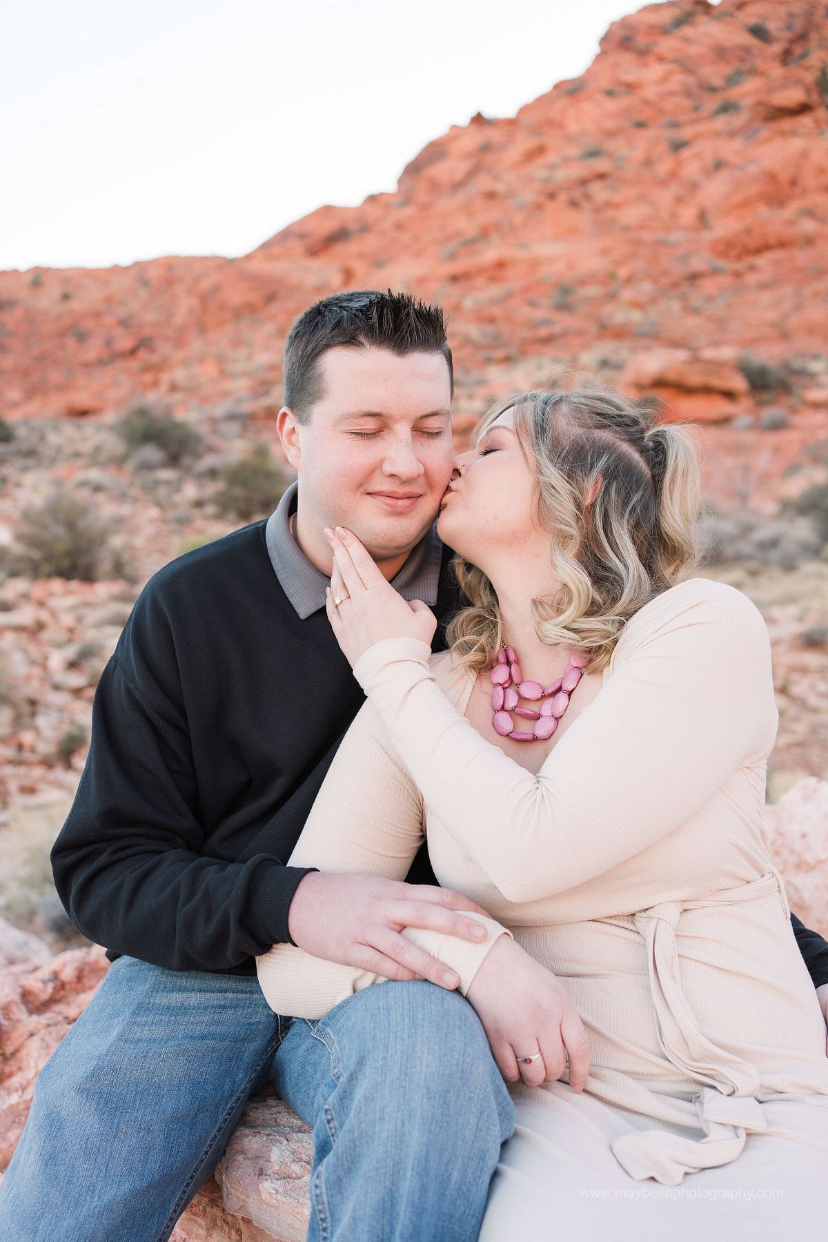 Red Rock Canyon, Las Vegas Nevada Engagement Photoshoot