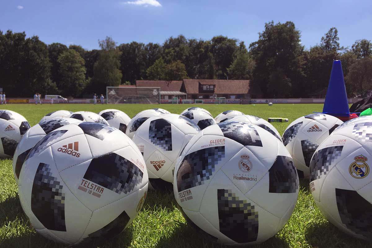 Marcel Grabow holt königliche Fußballschule nach Ibbenbüren