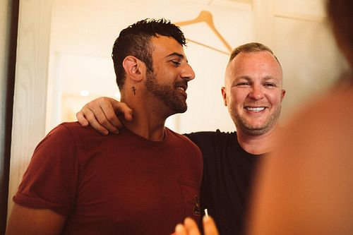 fotografo matrimonio Capo Spartivento, gay wedding in sardinia at capo spartivento lighthouse