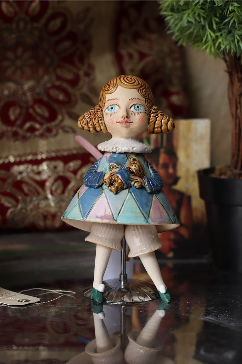 Mini Sculpture, Girl with a teddy bear.