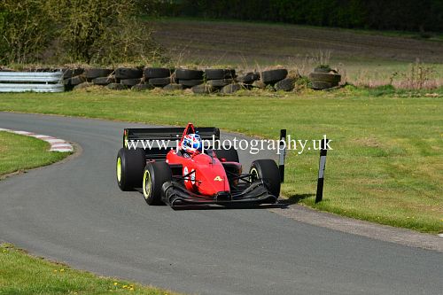 Gould GR59 Wallace Menzies