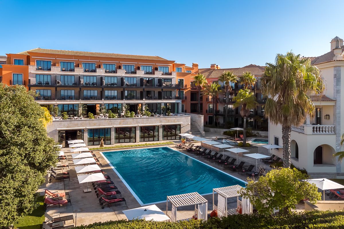 Produ&ccedil;&atilde;o fotogr&aacute;fica de no Grande Real Villa It&aacute;lia, membro do THE LEADING HOTELS OF THE WORLD.