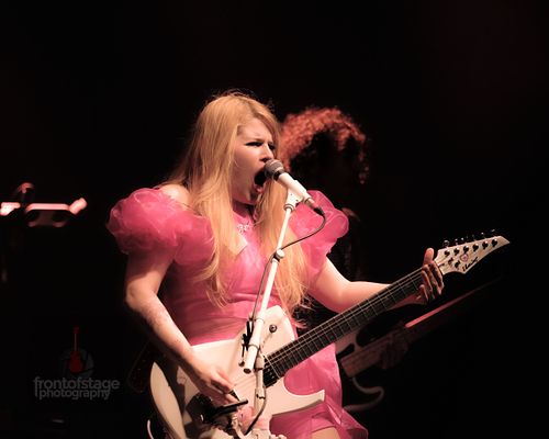 SUN als Support-Act für Hanabie in Huxleys Neuer Welt in Berlin.