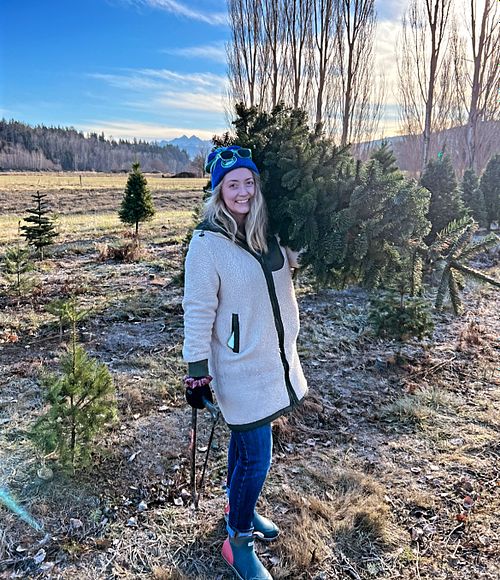 I'm a marketing & communications professional based in Bellingham, WA