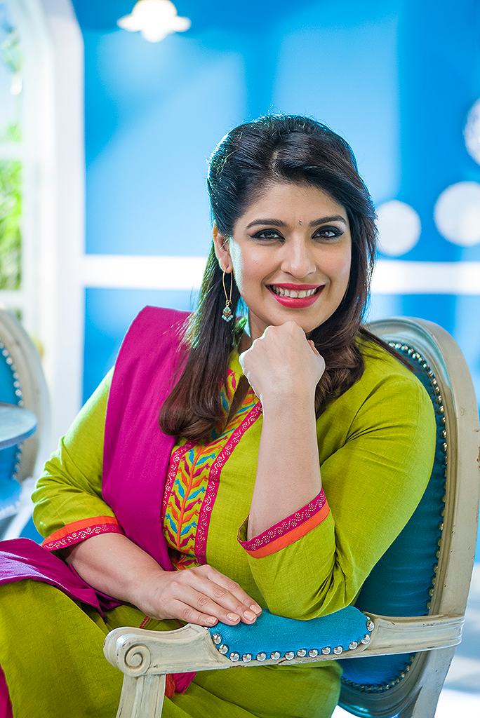 Celebrity Chef Rakhee Vaswani Photo shoot by photographer Akkil Suvarna