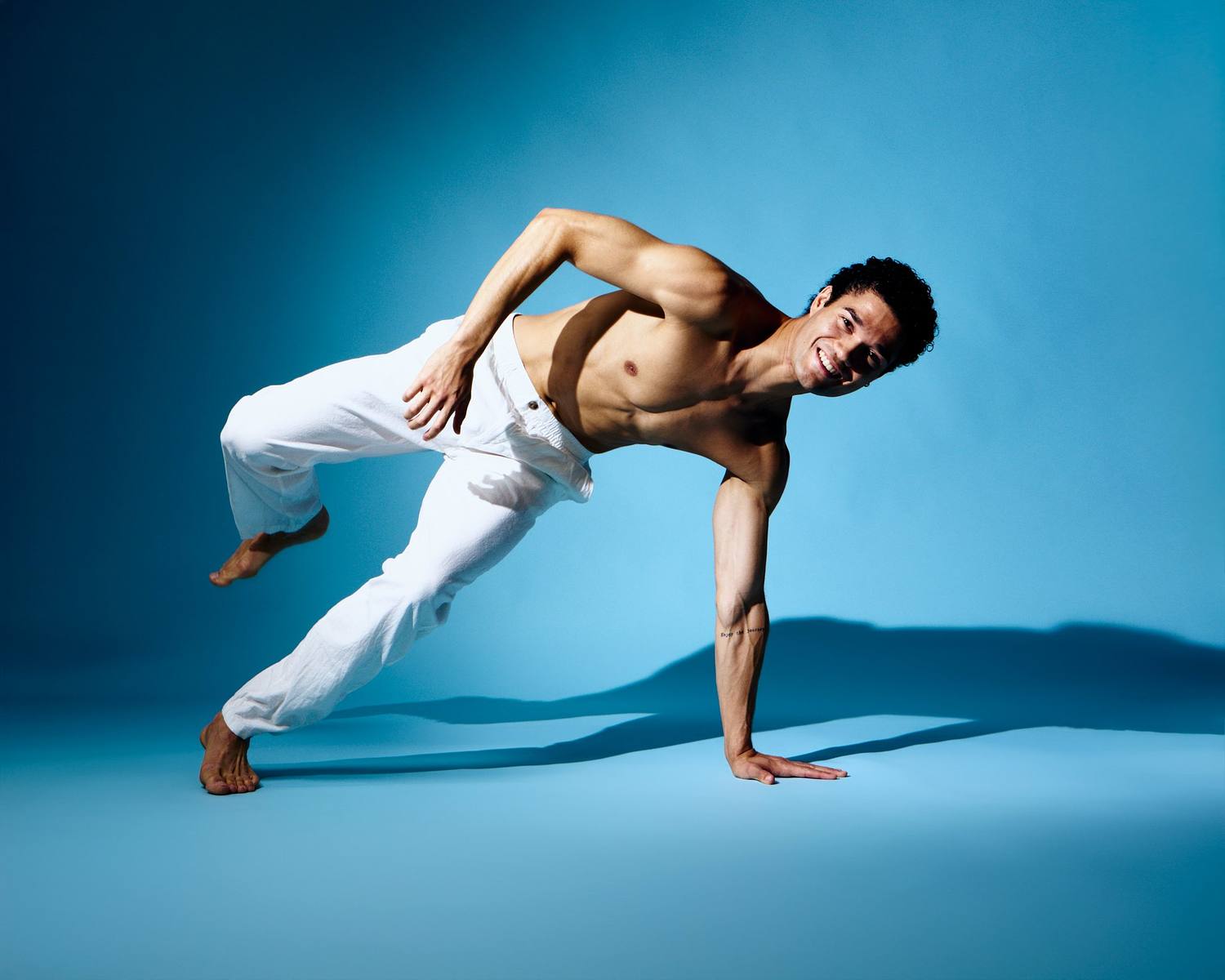 ELIAS PHOTO