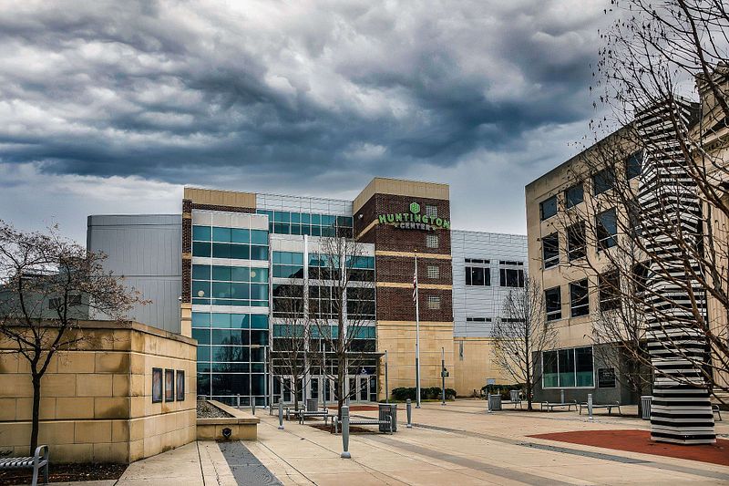 How to Photograph Buildings Like a Story, Not a Structure