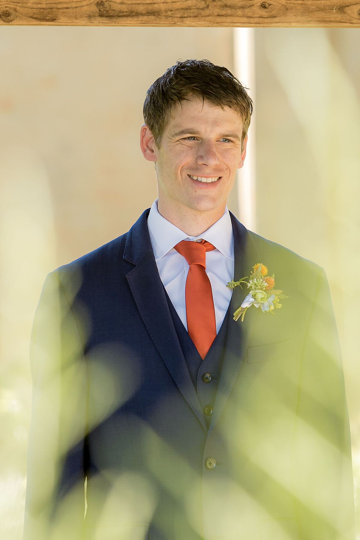 portrait-of-groom