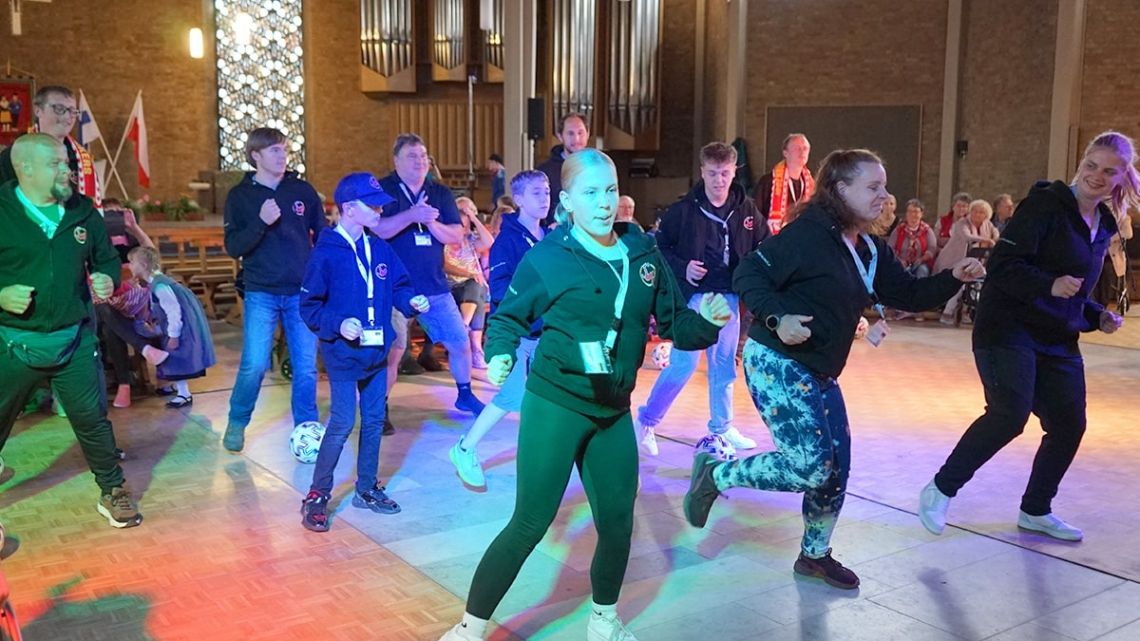 Tanz mit Herz - Auftritt bei der Begegnungswoche