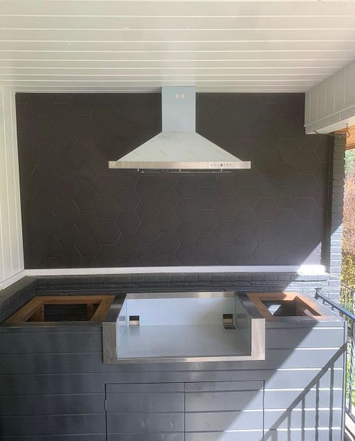 Modern Outdoor Entertaining