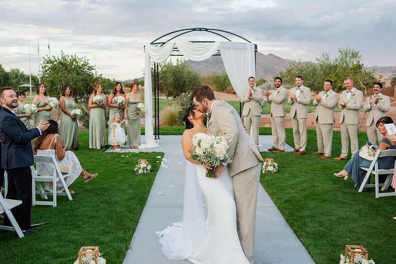 A Romantic Wedding Day at Stallion Mountain by Wedgewood Weddings | Laura & Jim