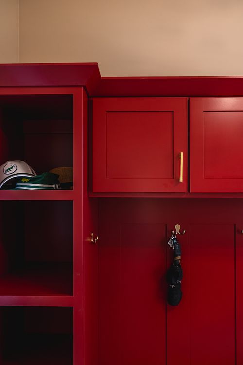 Georgia Bulldogs themed Mudroom built-ins