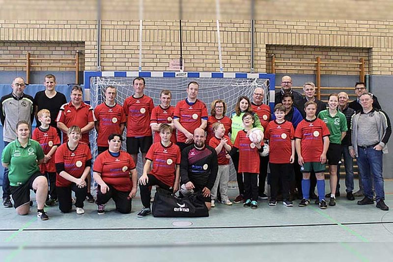 Großzügige Trikotspende vom Rotary Club Tecklenburg