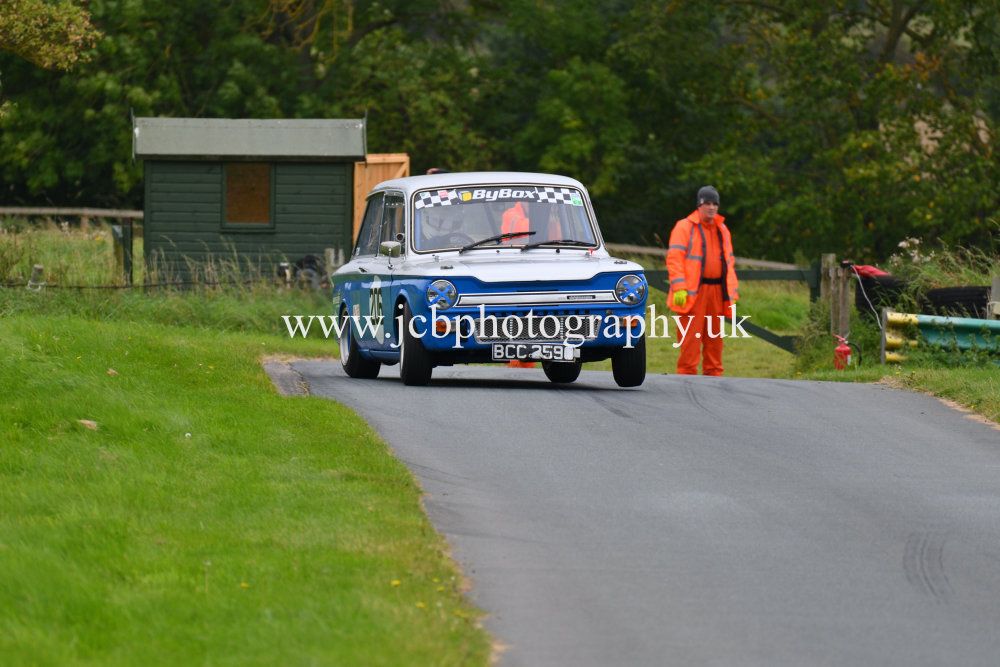 Singer Chamois driven by Andy Jones