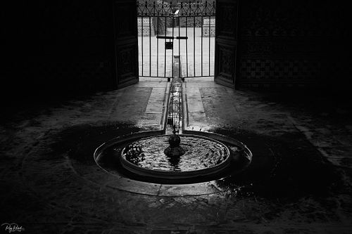 Flow Towards The Light ... Seville, Spain