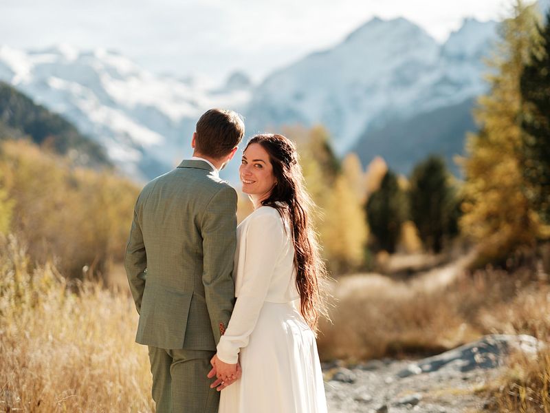Einfache Posen für eure Hochzeit
