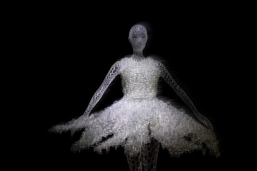 long exposure image of Water and dreams chapter of the Iris van Herpen Sculpting the Senses