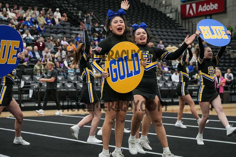 San Juan High School Cheer