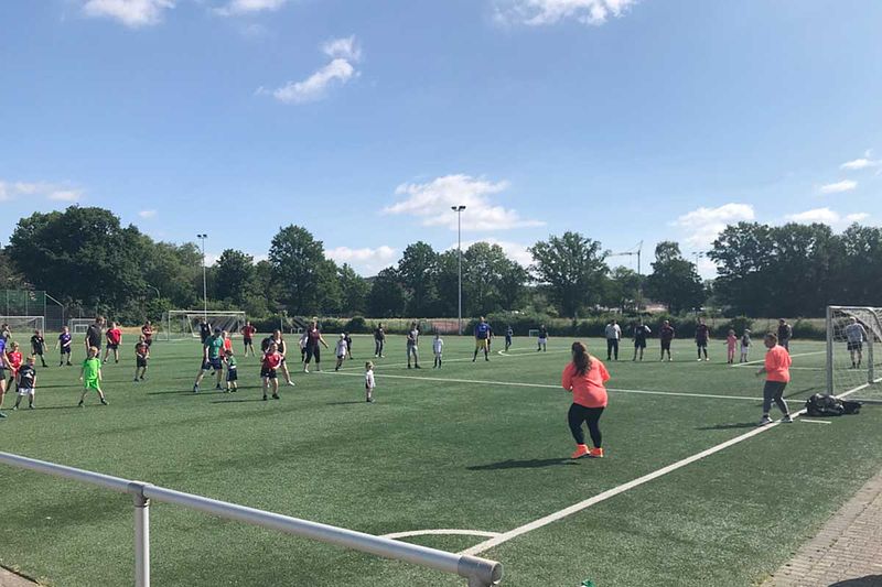 Begeisternder Aktionstag 'Bewegung gegen Krebs' mit Zumba®